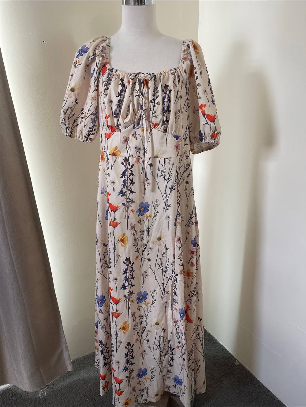 Women's Cream Floral Maxi Dress with Puff Sleeves